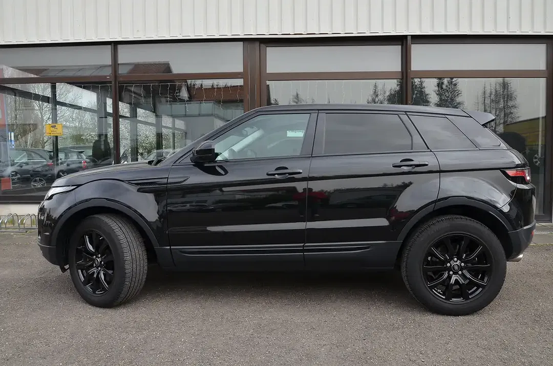 Land Rover Range Rover Evoque - Thumbnail 4