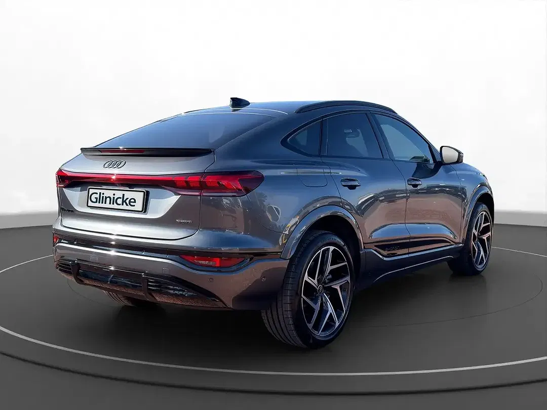 Audi Q6 e-tron - Thumbnail 10
