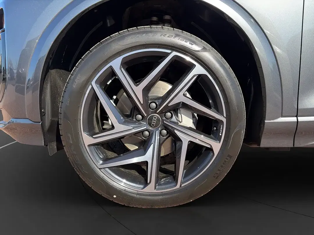 Audi Q6 e-tron - Thumbnail 13