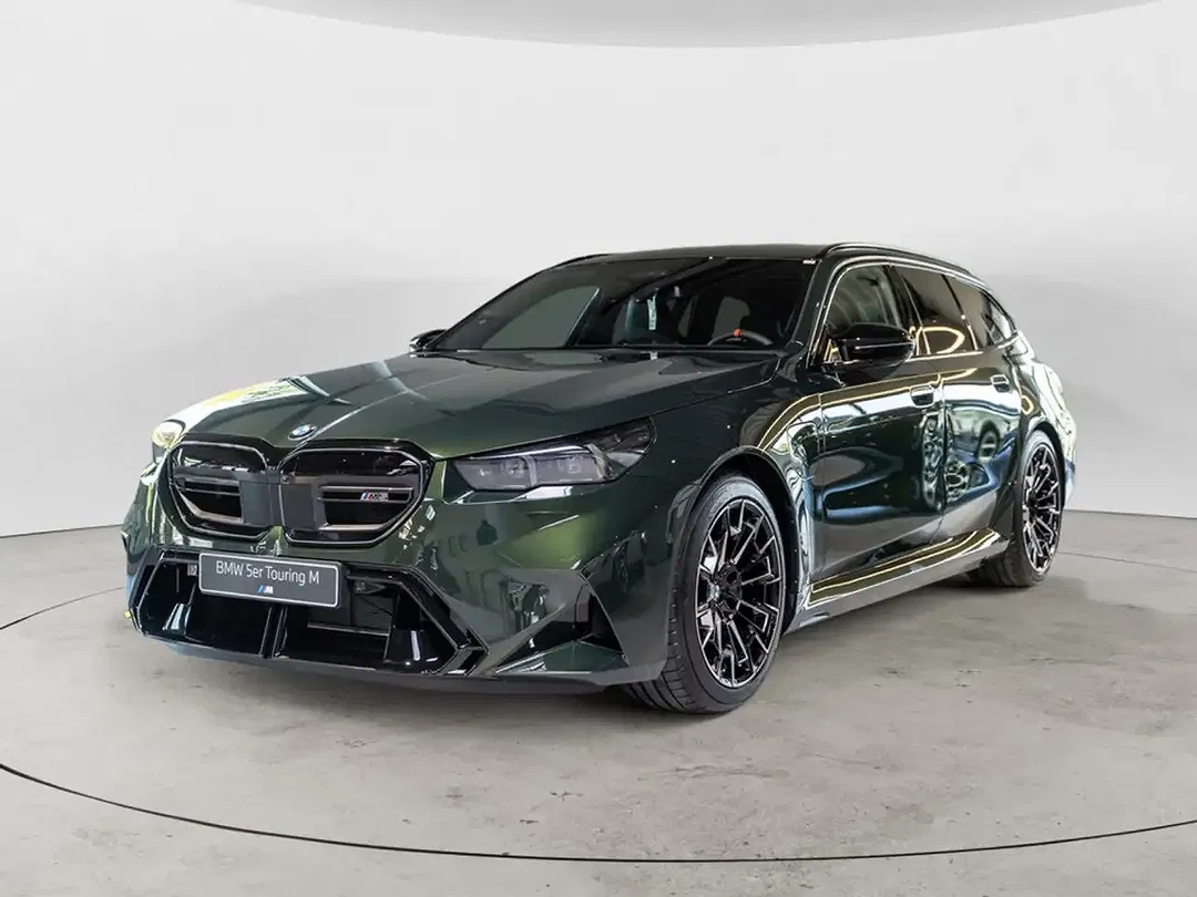 BMW M5 - Thumbnail 2