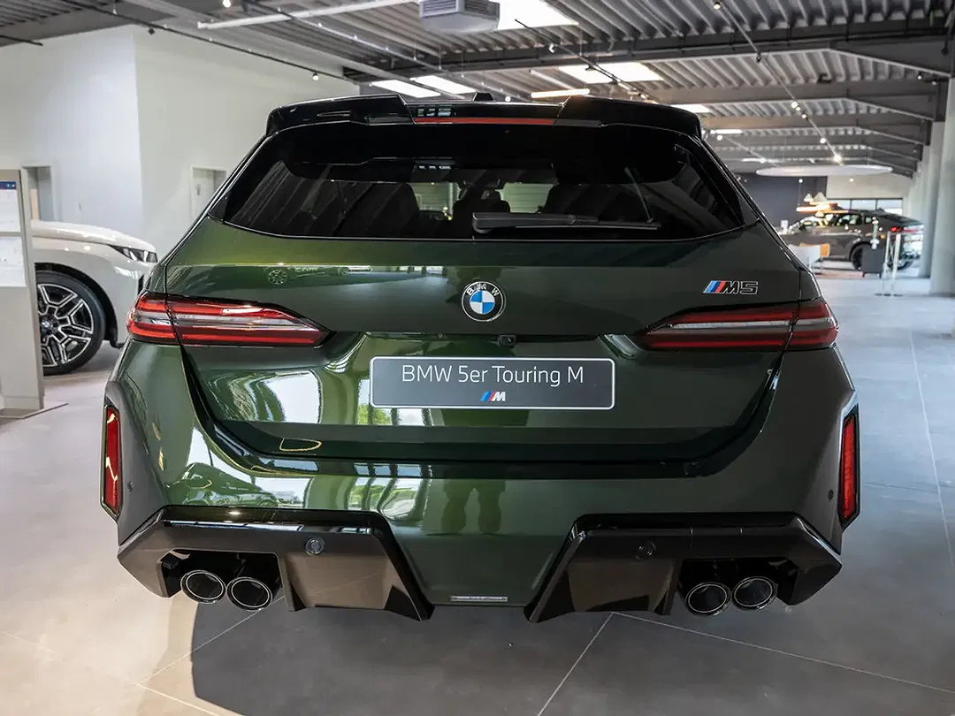BMW M5 - Thumbnail 5