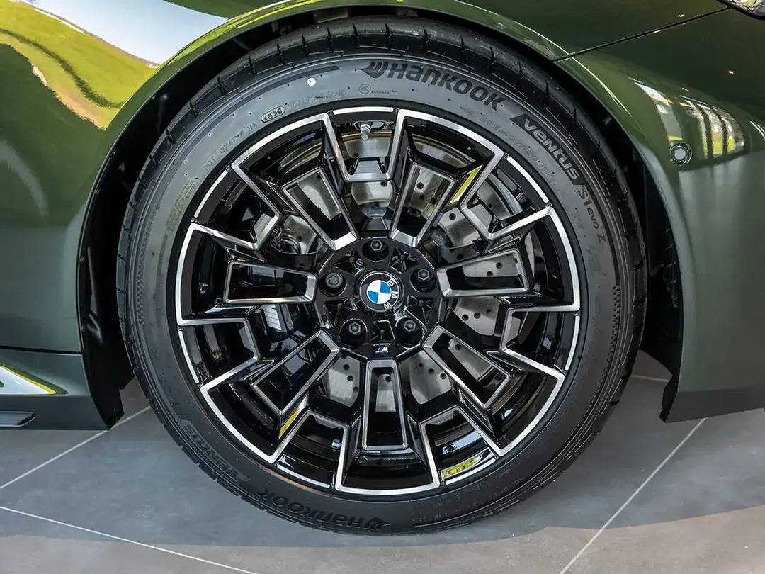 BMW M5 - Thumbnail 9