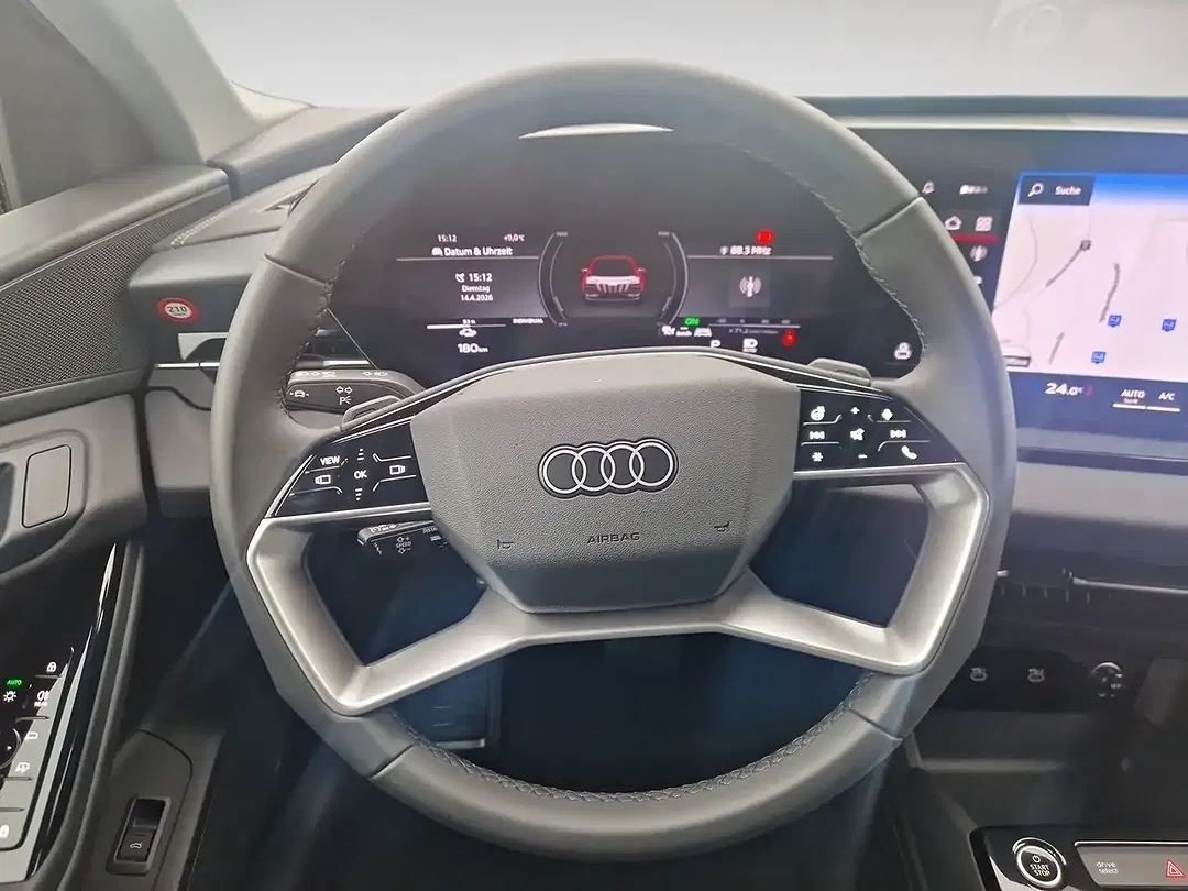 Audi Q6 e-tron - Thumbnail 12
