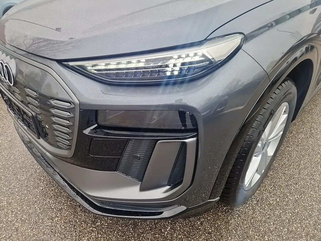 Audi Q6 e-tron - Thumbnail 15