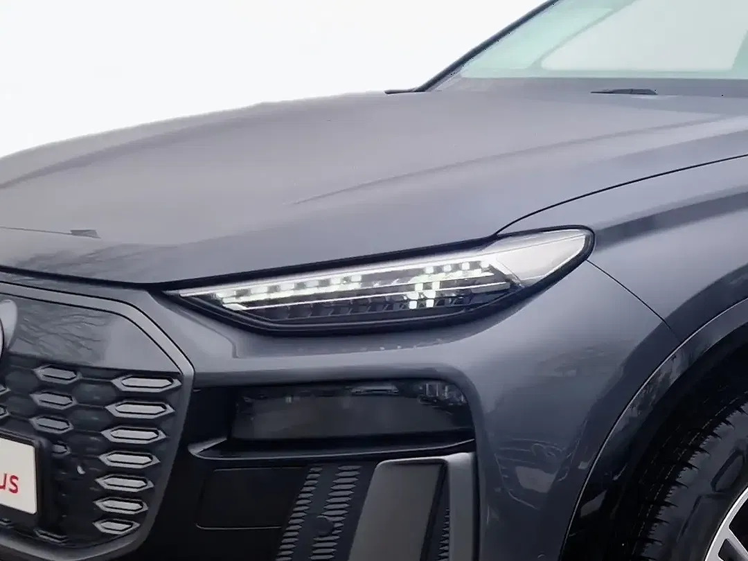 Audi Q6 e-tron - Thumbnail 5