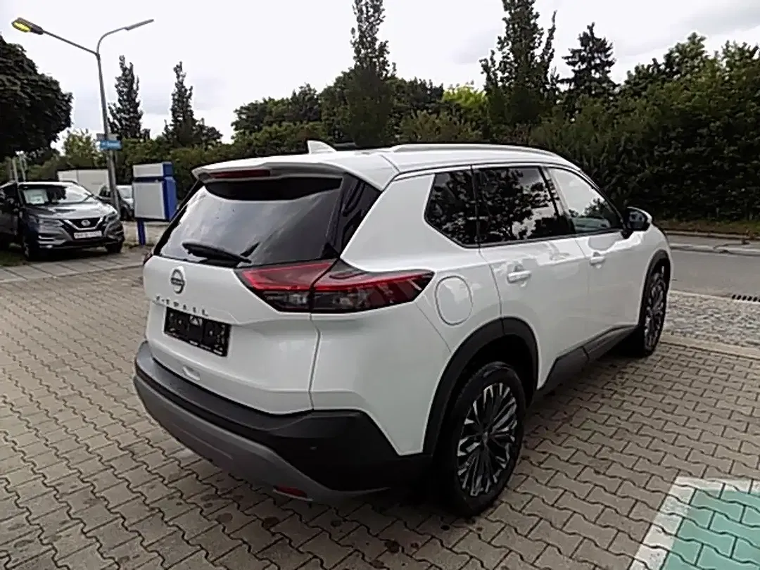 Nissan X-Trail - Thumbnail 4