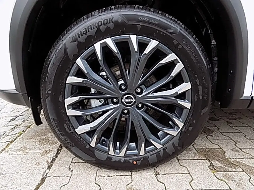 Nissan X-Trail - Thumbnail 9