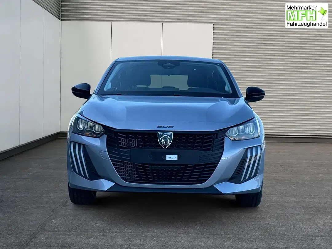 Peugeot 208 - Thumbnail 6