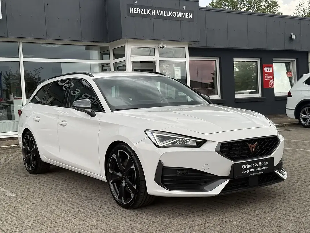 CUPRA Leon - Thumbnail 3