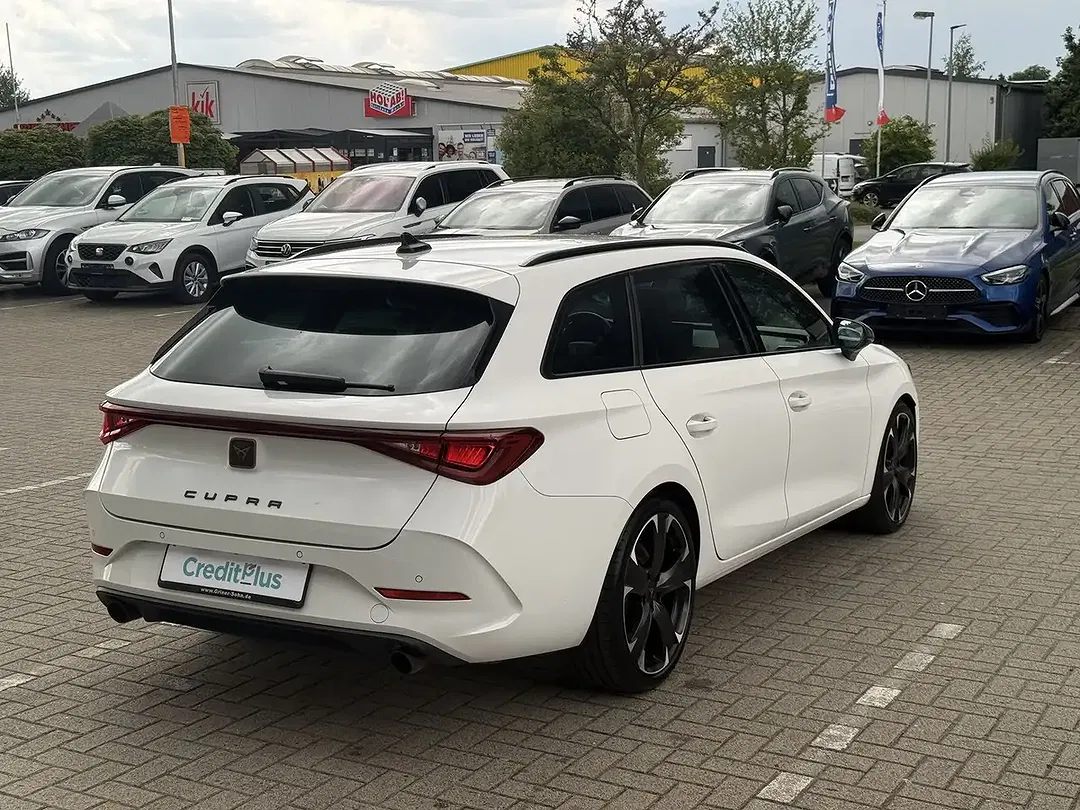 CUPRA Leon - Thumbnail 6