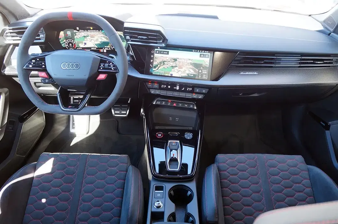 Audi RS3 - Thumbnail 11