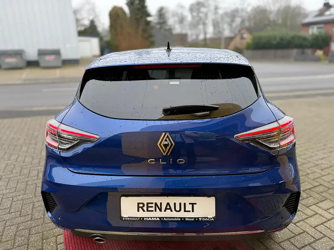 Renault Clio - Thumbnail 6