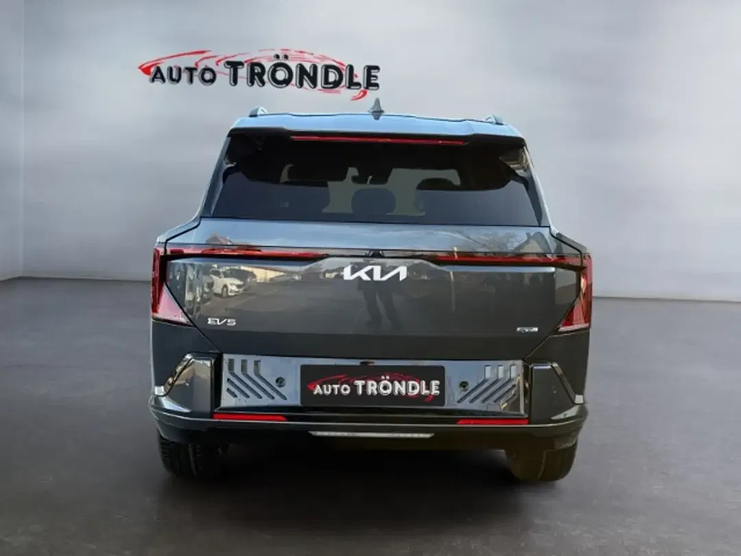 Kia EV5 - Thumbnail 3