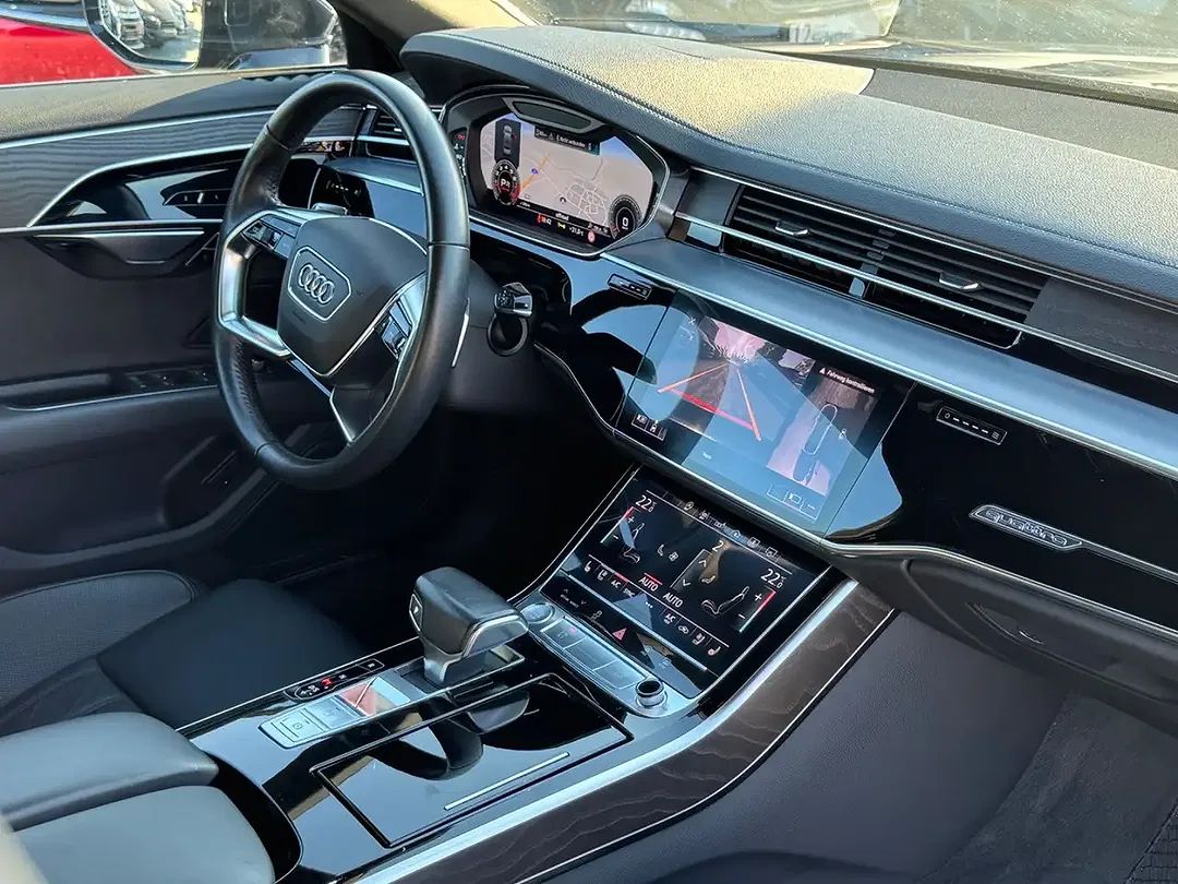 Audi A8 - Thumbnail 14