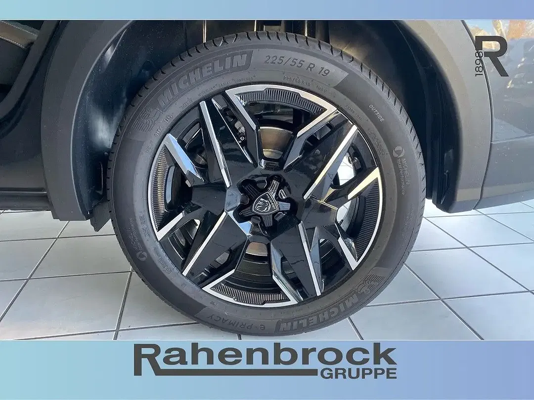 Peugeot 5008 - Thumbnail 11