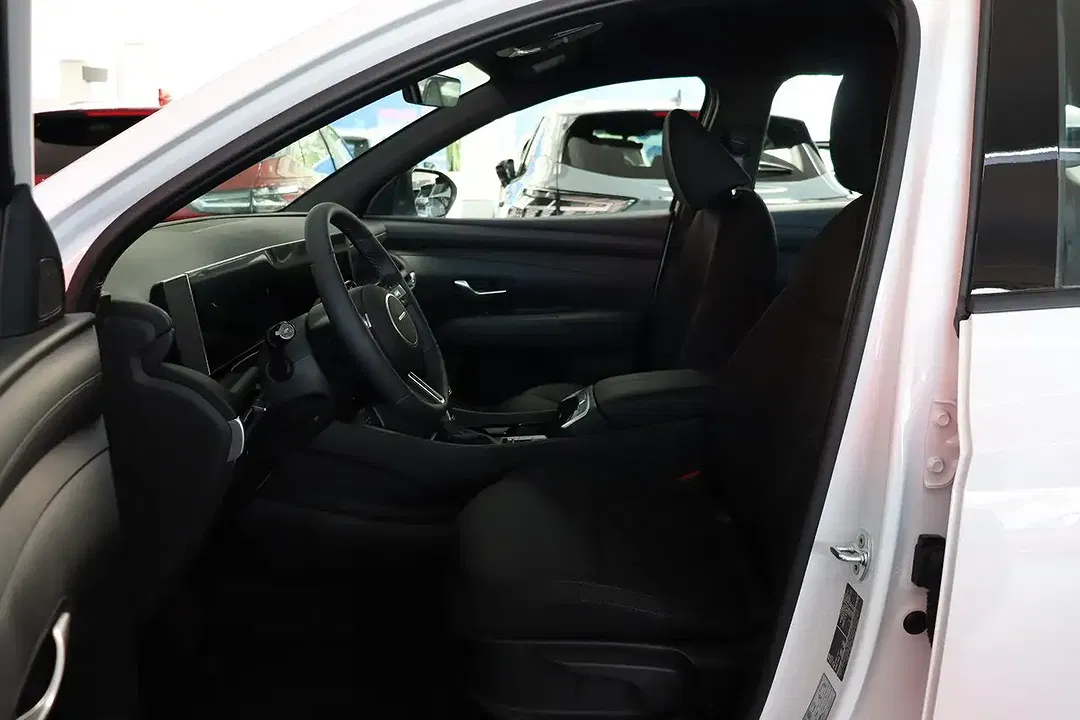 Hyundai TUCSON - Thumbnail 12