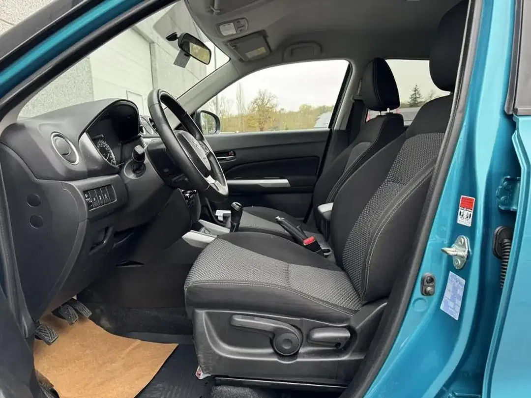 Suzuki Vitara - Thumbnail 10