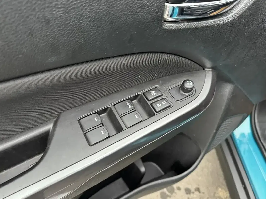 Suzuki Vitara - Thumbnail 11