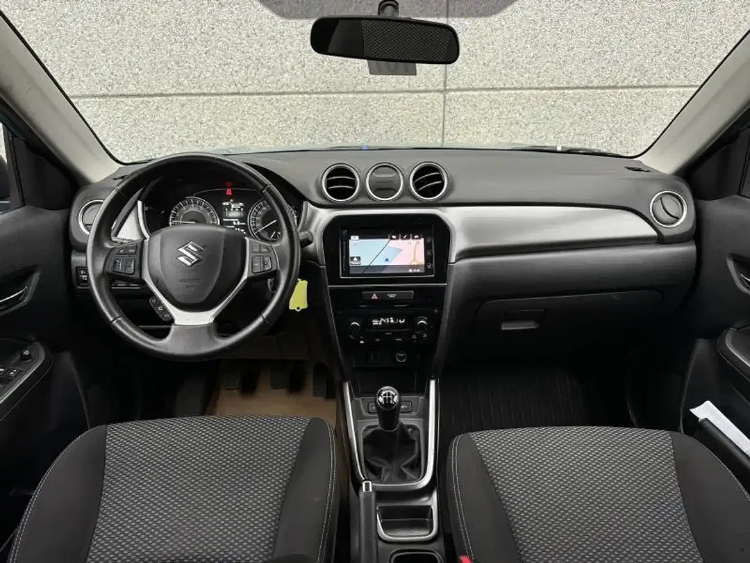 Suzuki Vitara - Thumbnail 9