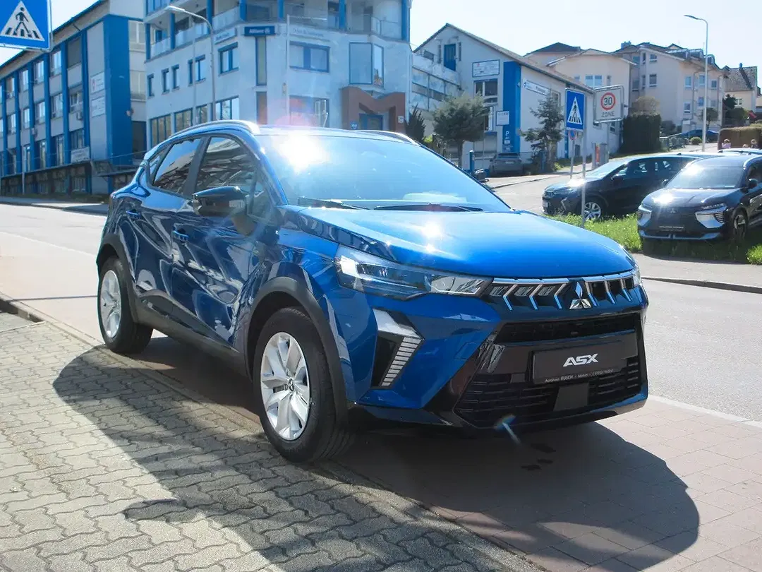 Mitsubishi ASX - Thumbnail 3