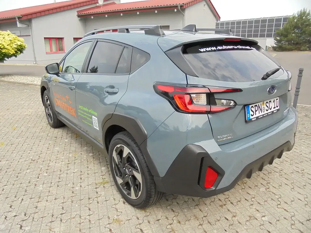 Subaru Crosstrek - Thumbnail 5
