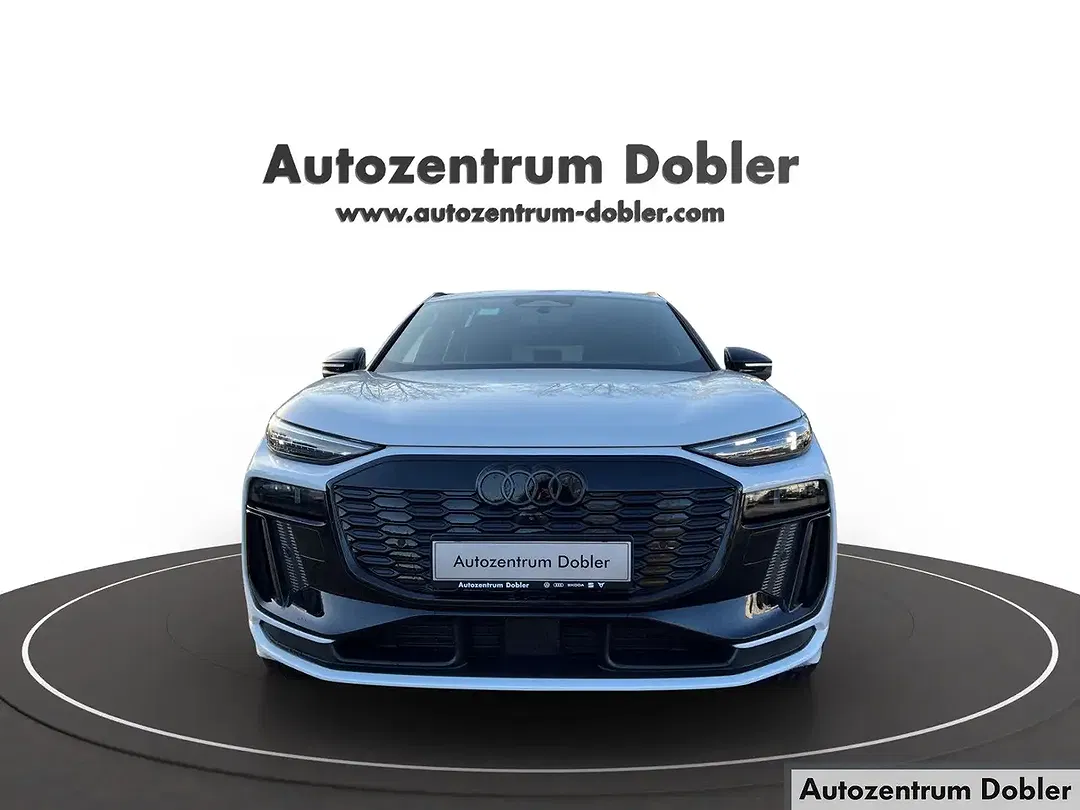 Audi Q6 e-tron - Thumbnail 2