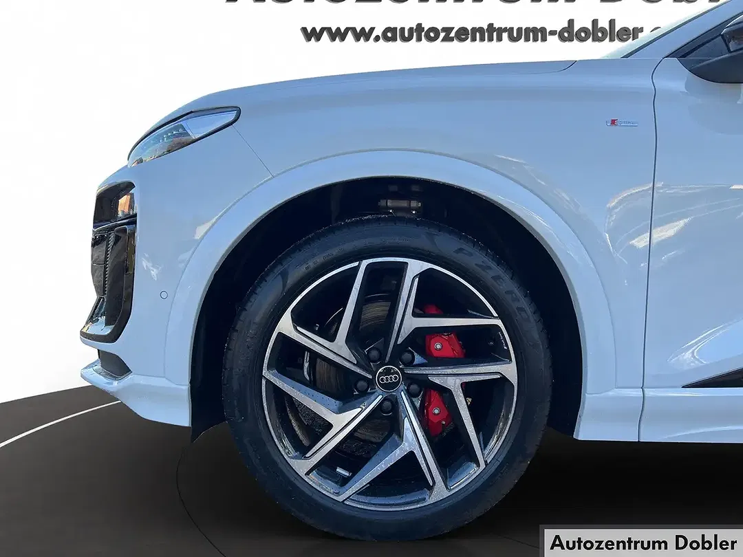 Audi Q6 e-tron - Thumbnail 5