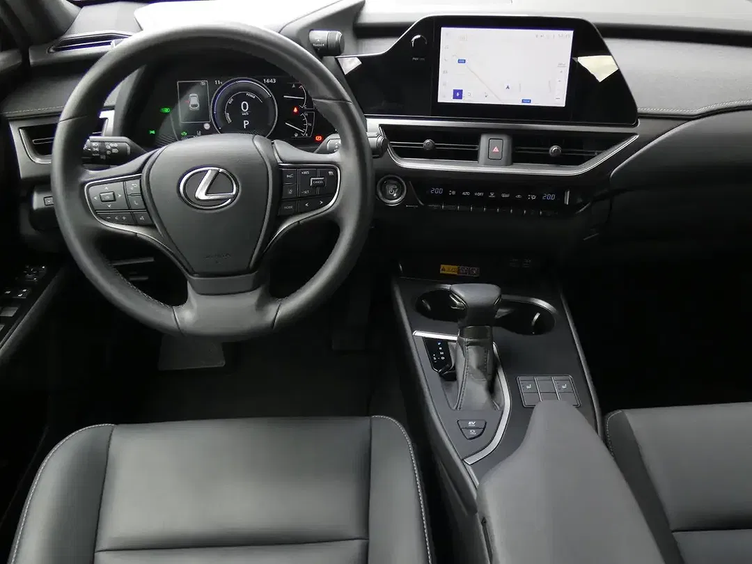 Lexus UX 250h - Thumbnail 13