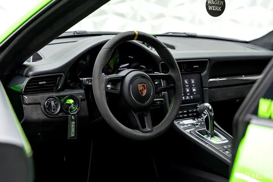 Porsche 991 - Thumbnail 7