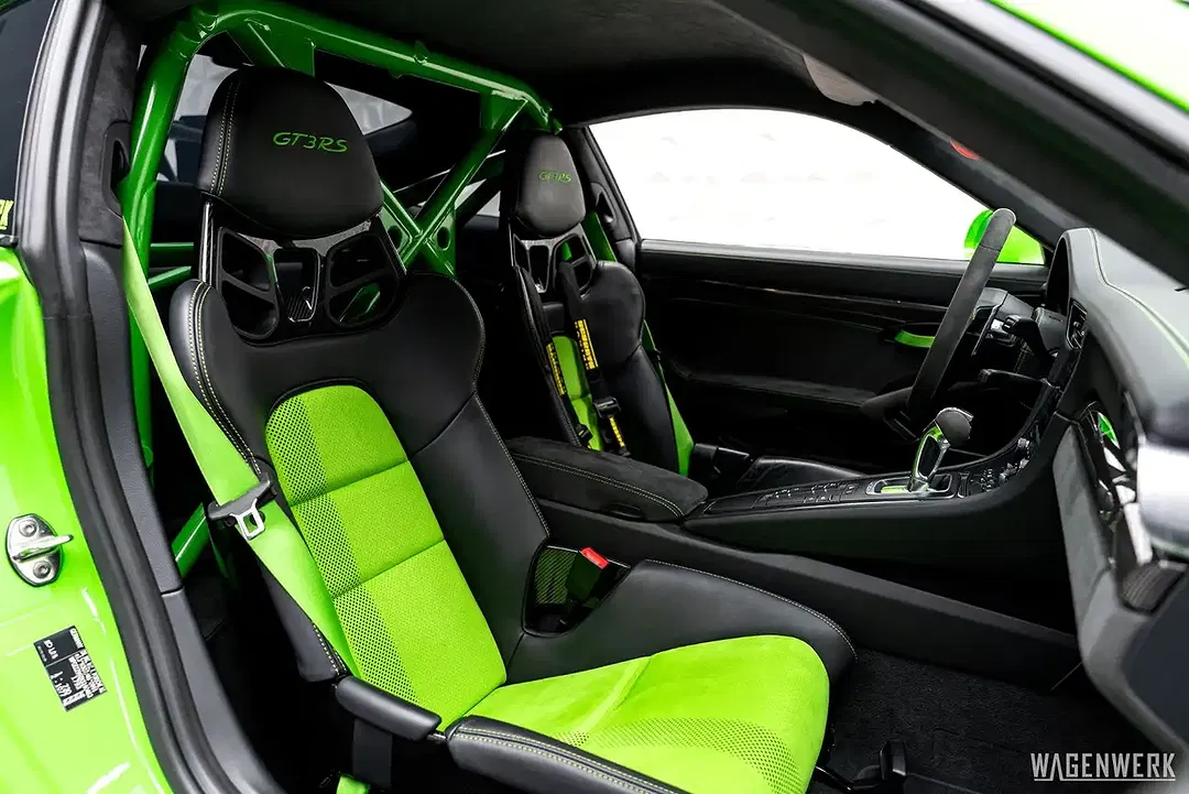 Porsche 991 - Thumbnail 8