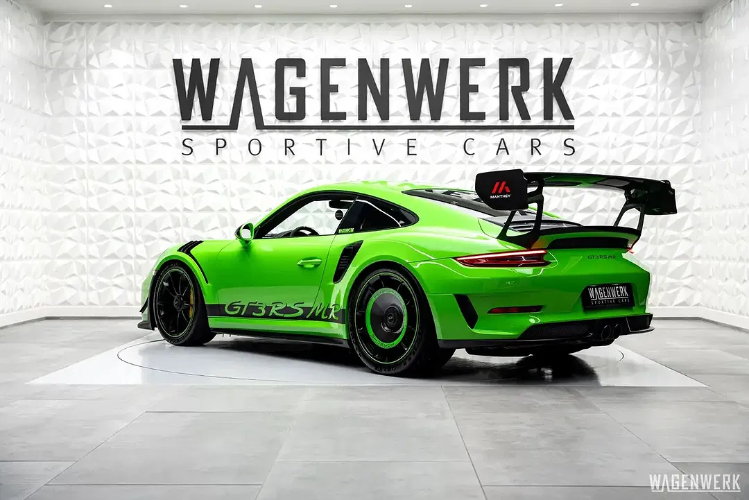 Porsche 991 - Thumbnail 3