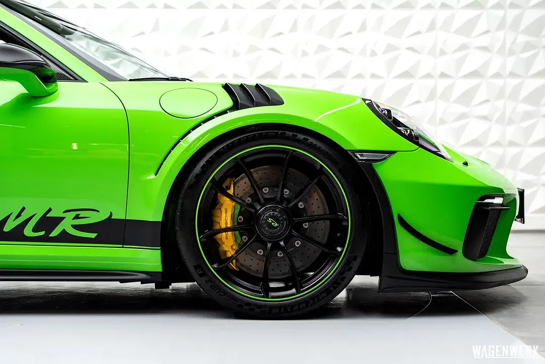Porsche 991 - Thumbnail 5