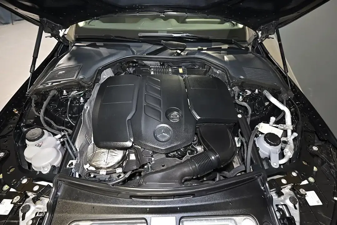 Mercedes-Benz C 200 - Thumbnail 13