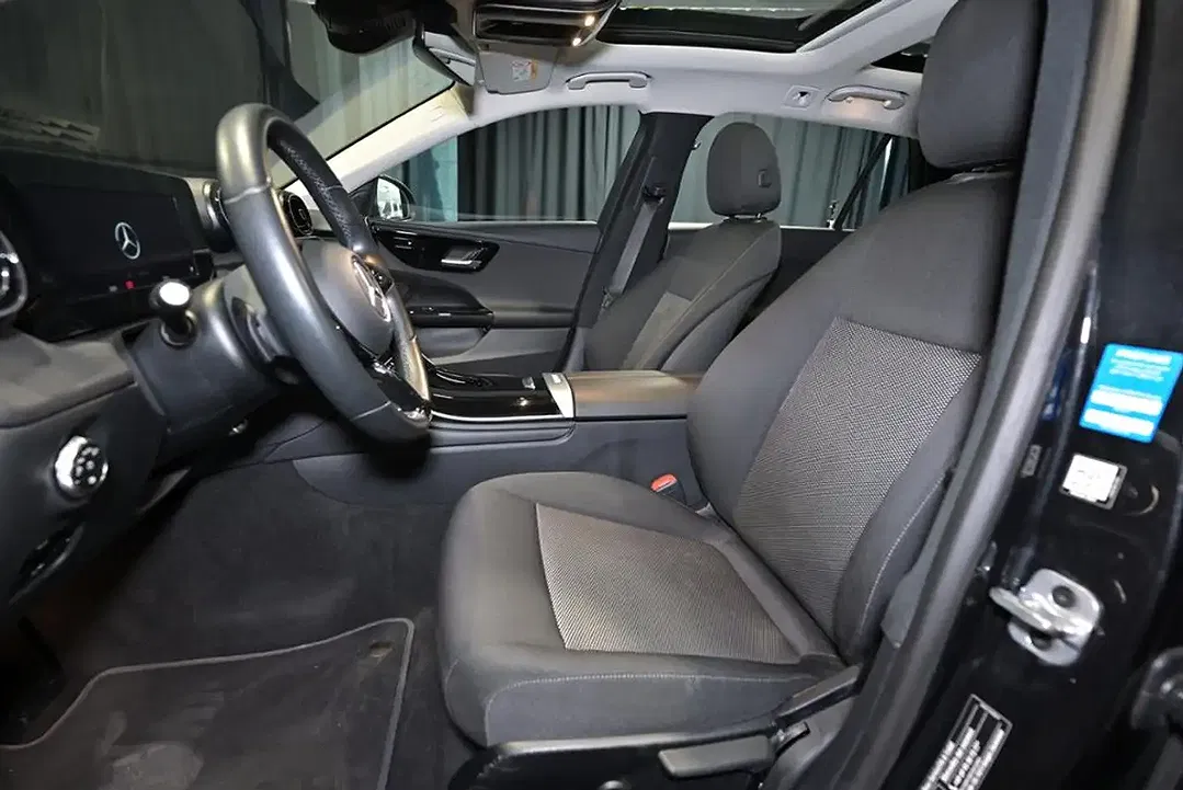 Mercedes-Benz C 200 - Thumbnail 4