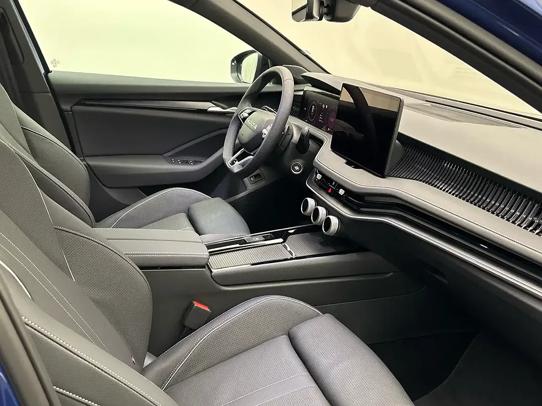 Skoda Superb - Thumbnail 9