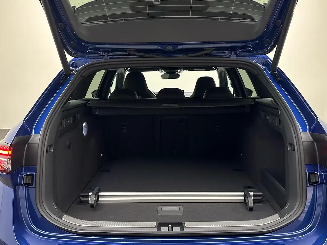 Skoda Superb - Thumbnail 12