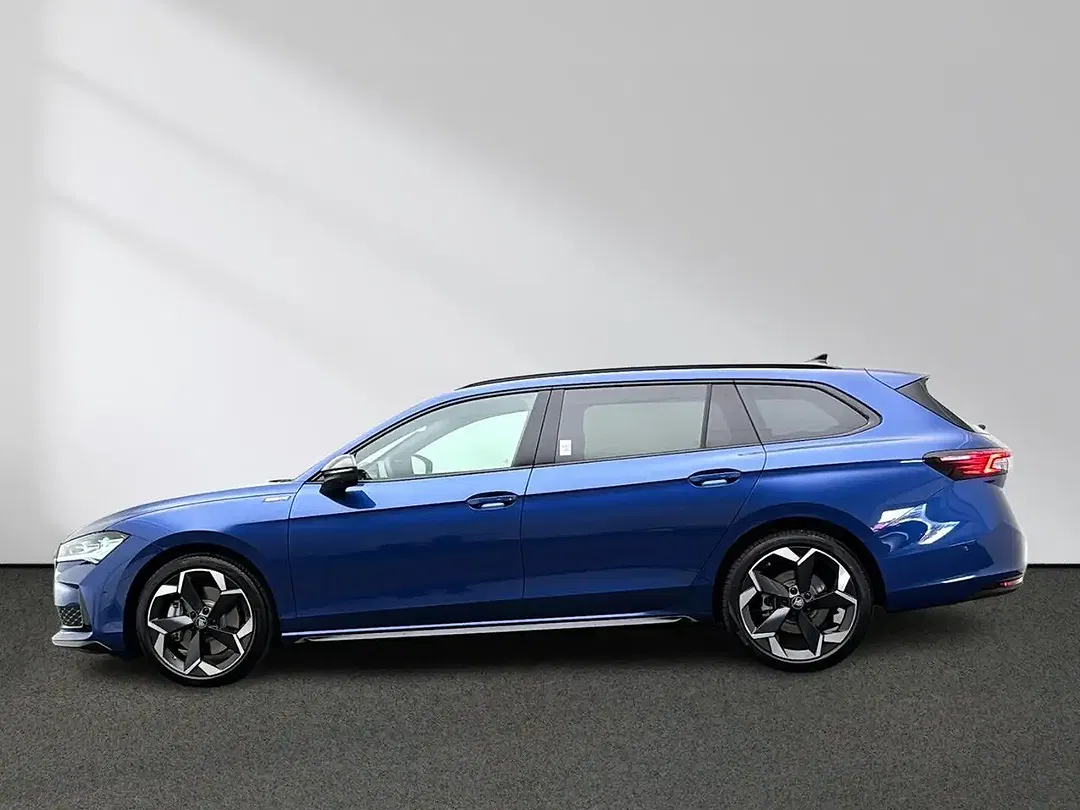 Skoda Superb - Thumbnail 1