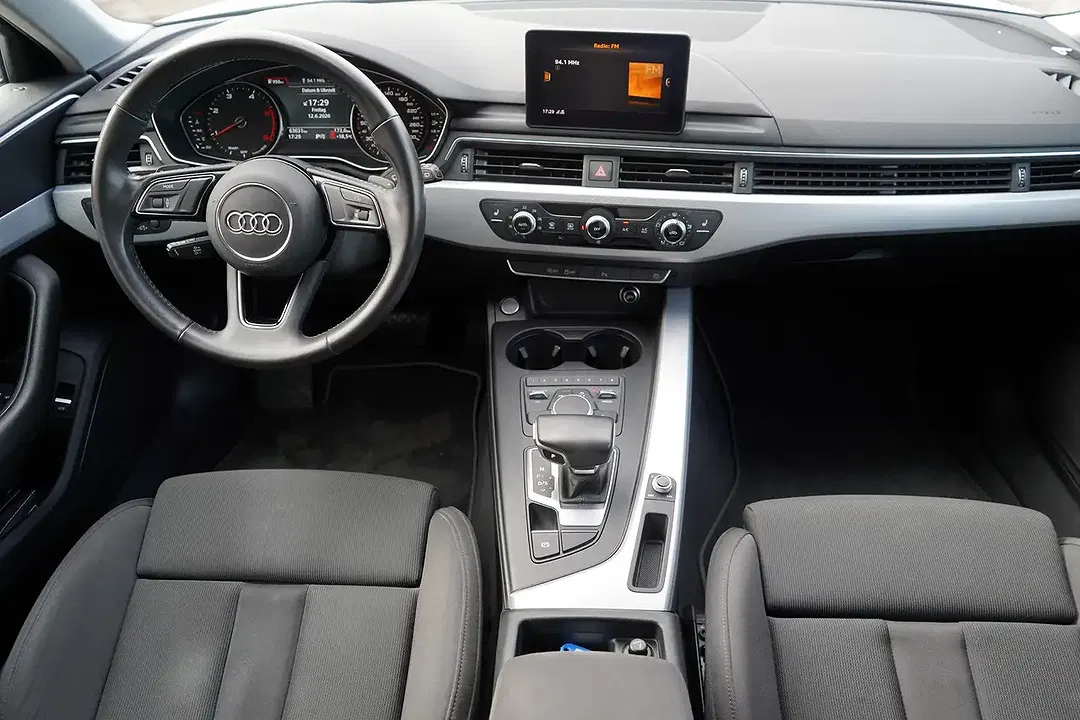 Audi A4 - Thumbnail 9