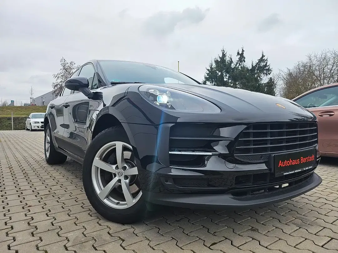 Porsche Macan - Thumbnail 28
