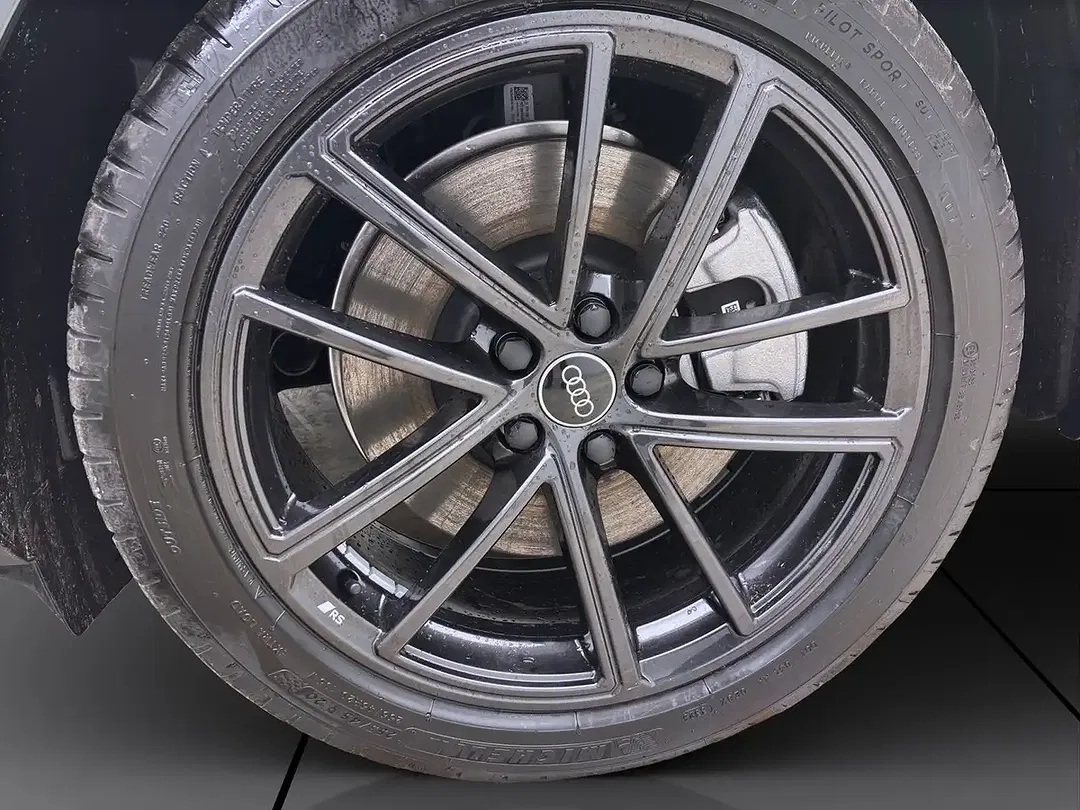 Audi Q5 - Thumbnail 9