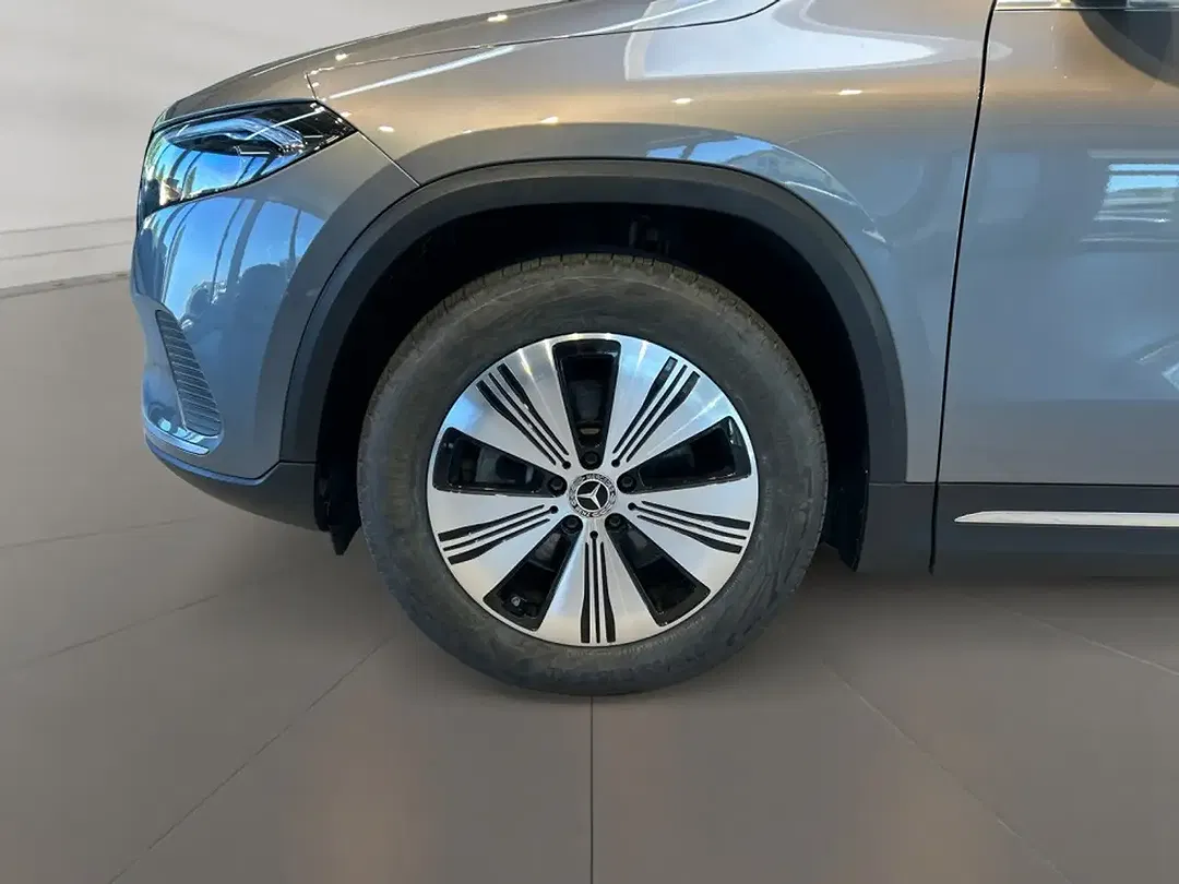 Mercedes-Benz EQA 250 - Thumbnail 7