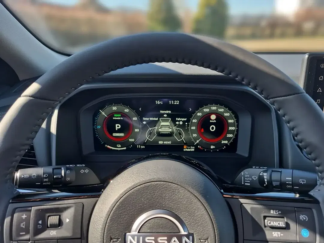 Nissan X-Trail - Thumbnail 9