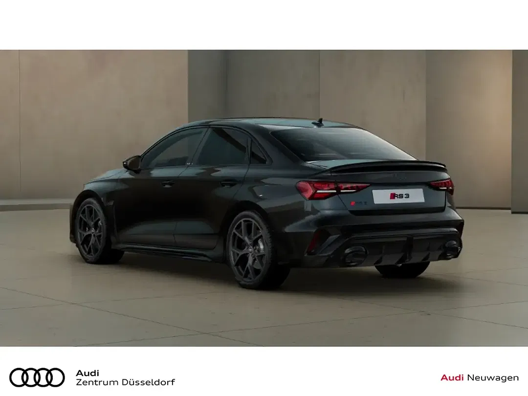Audi RS3 - Thumbnail 3