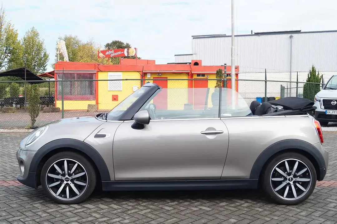 MINI Cooper Cabrio - Thumbnail 6