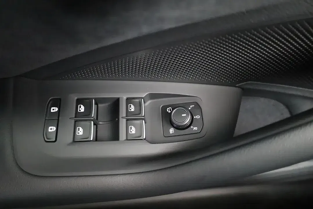 Volkswagen Passat Variant - Thumbnail 8