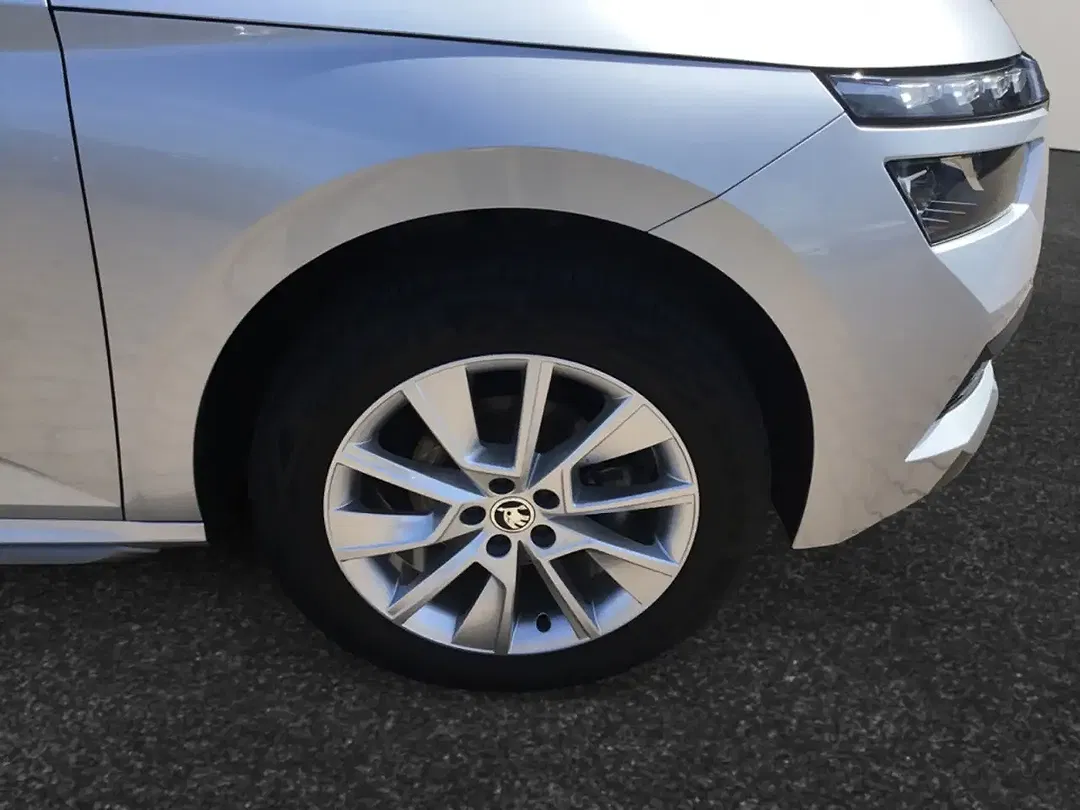 Skoda Kamiq - Thumbnail 8