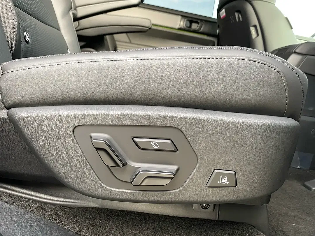 Hyundai SANTA FE - Thumbnail 15
