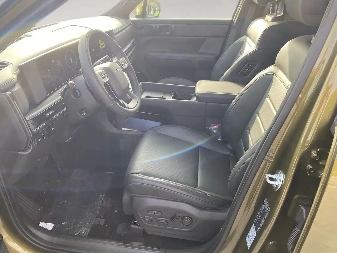 Hyundai SANTA FE - Thumbnail 7