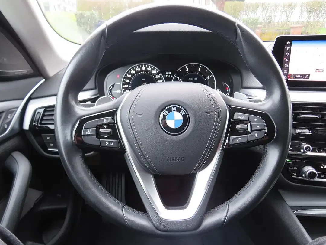 BMW 520 - Thumbnail 10