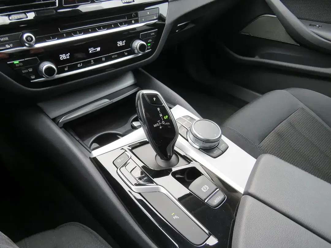 BMW 520 - Thumbnail 14